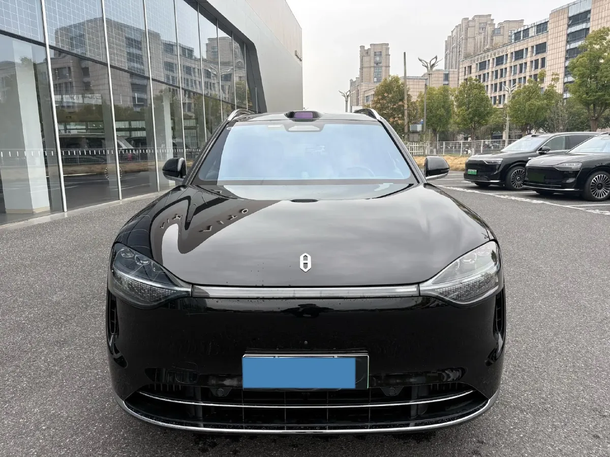 2024 AITO AITO M9 1.5T 152HP L4 REEV 42KWH,autocango,china used car exporter,china ev exporter,chinese used car exporter,chinese used ev exporter