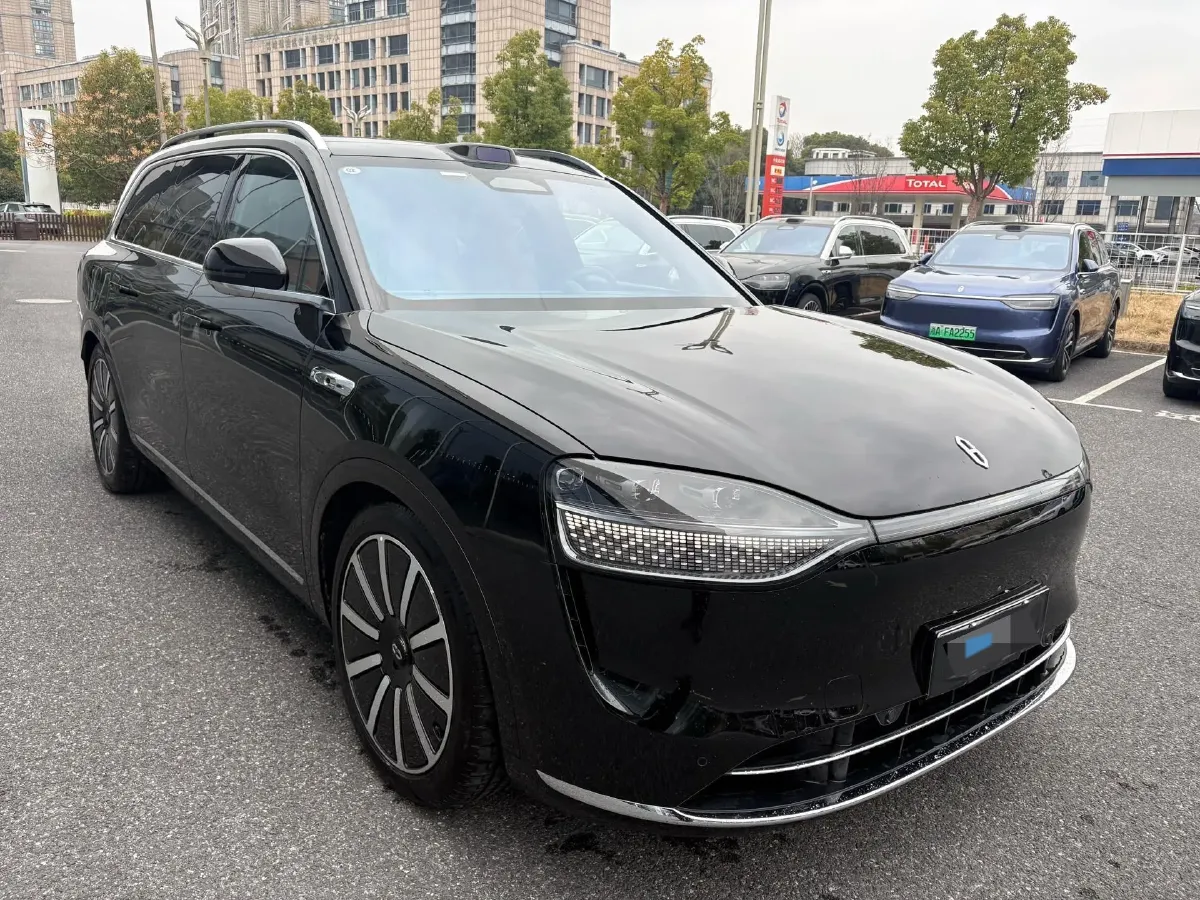 2024 AITO AITO M9 1.5T 152HP L4 REEV 42KWH,autocango,china used car exporter,china ev exporter,chinese used car exporter,chinese used ev exporter