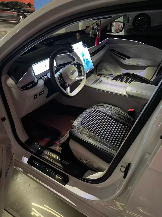 2024 Geely Preface 1.5T 163HP L4 3DHT Hybrid,autocango,china used car exporter,china ev exporter,chinese used car exporter,chinese used ev exporter