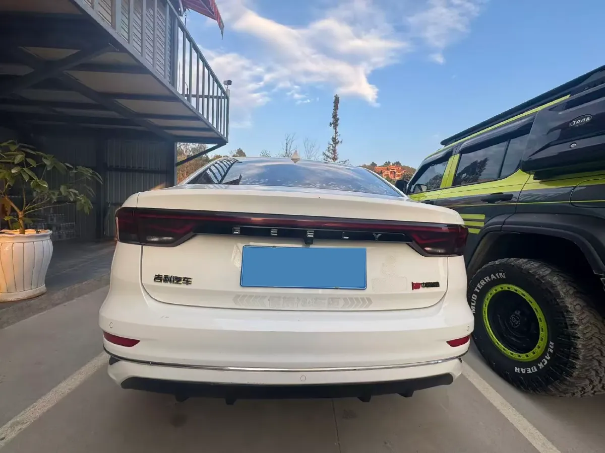 2022 Geely Emgrand 1.5L 114HP L4 CVT,autocango,china used car exporter,china ev exporter,chinese used car exporter,chinese used ev exporter