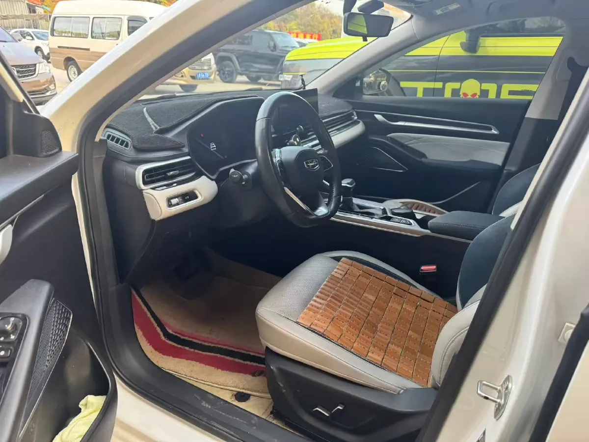 2022 Geely Emgrand 1.5L 114HP L4 CVT,autocango,china used car exporter,china ev exporter,chinese used car exporter,chinese used ev exporter