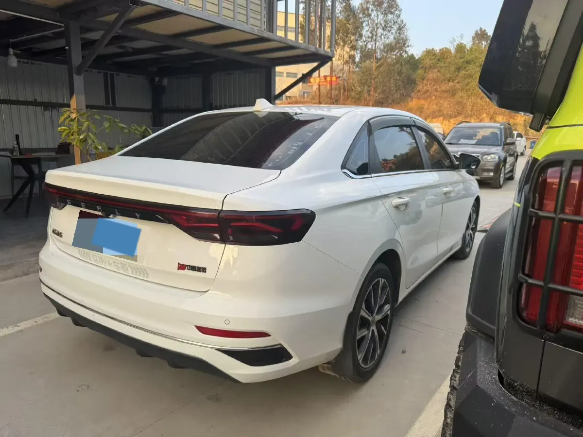 2022 Geely Emgrand 1.5L 114HP L4 CVT,autocango,china used car exporter,china ev exporter,chinese used car exporter,chinese used ev exporter