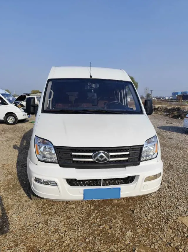 2021 MAXUS XinTu V80 2.0T 127HP L4 6MT,autocango,china used car exporter,china ev exporter,chinese used car exporter,chinese used ev exporter