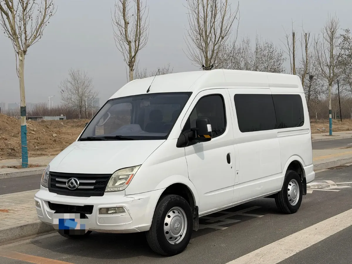 2021 MAXUS XinTu V80 2.0T 139HP L4 6MT,autocango,china used car exporter,china ev exporter,chinese used car exporter,chinese used ev exporter