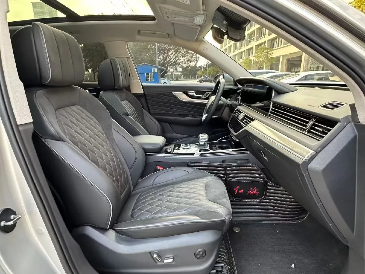 2019 HongQi HS5 2.0T 224HP L4 6AT,autocango,china used car exporter,china ev exporter,chinese used car exporter,chinese used ev exporter