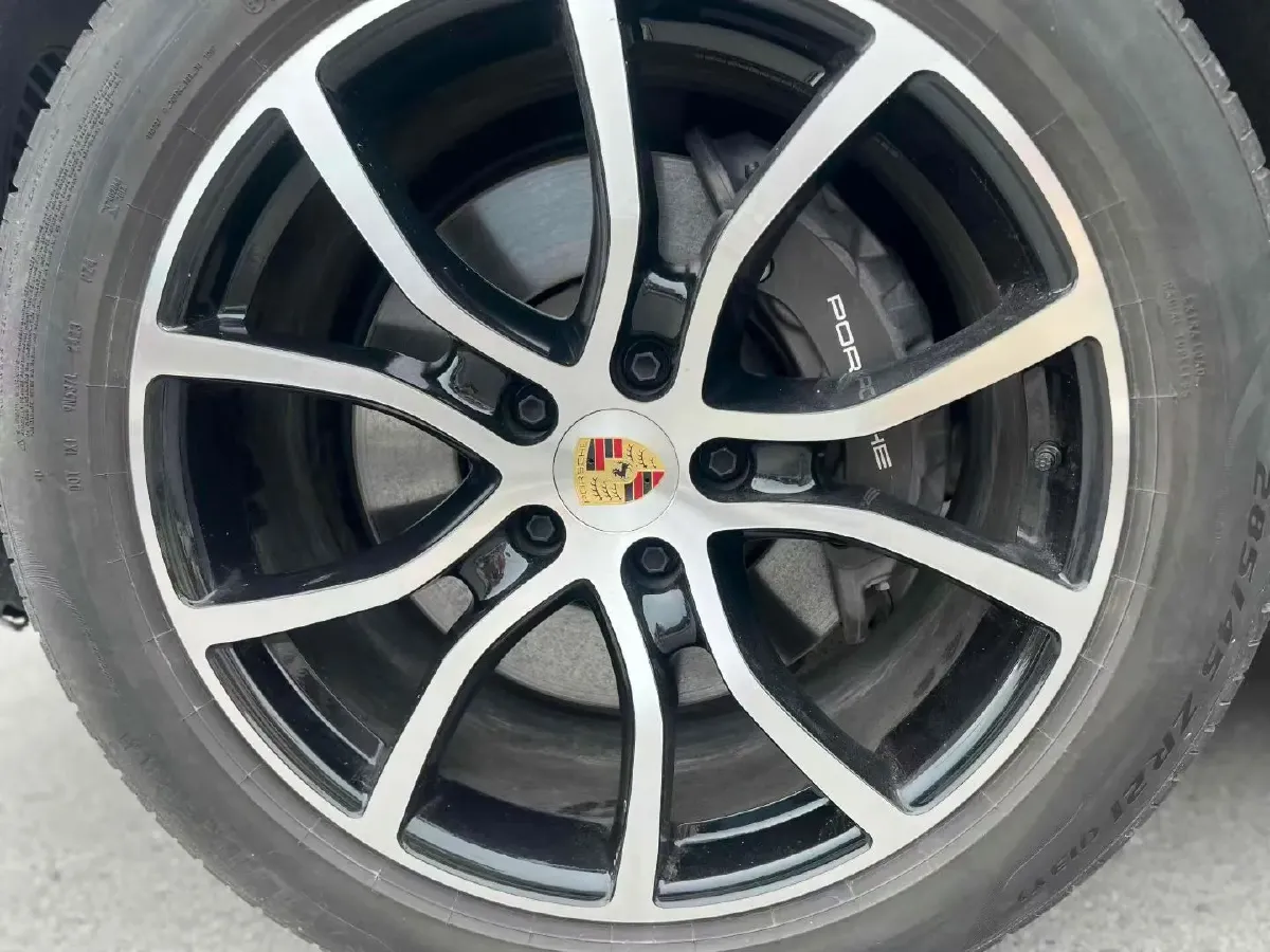 2024 Porsche Cayenne 3.0T 354HP V6 8AT,autocango,china used car exporter,china ev exporter,chinese used car exporter,chinese used ev exporter