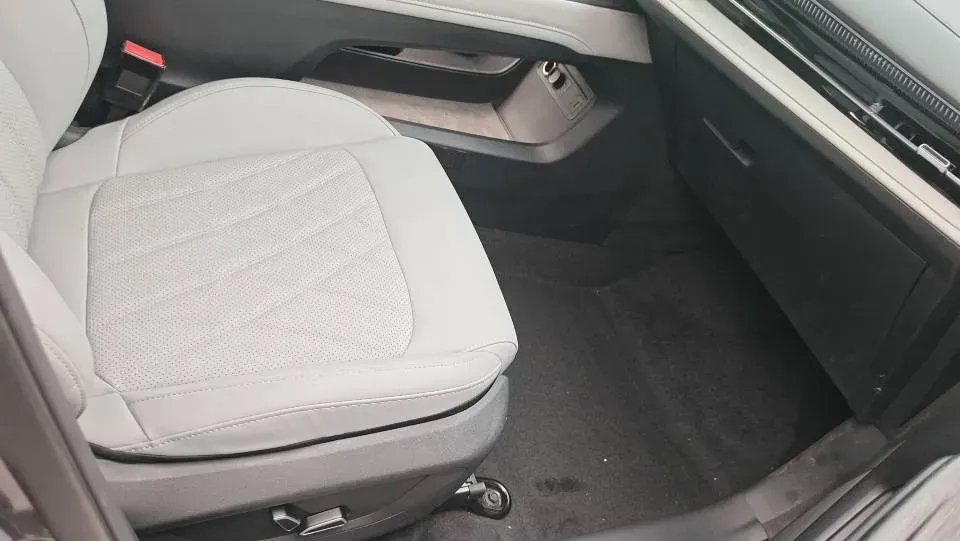 2025 ChangAn QiYuan Q05 Classic 1.5L 98HP L4 E-CVT PHEV 18.4KWH,autocango,china used car exporter,china ev exporter,chinese used car exporter,chinese used ev exporter