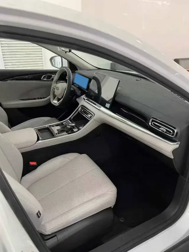 2026 Geely Emgrand 1.5L 120HP L4 CVT,autocango,china used car exporter,china ev exporter,chinese used car exporter,chinese used ev exporter