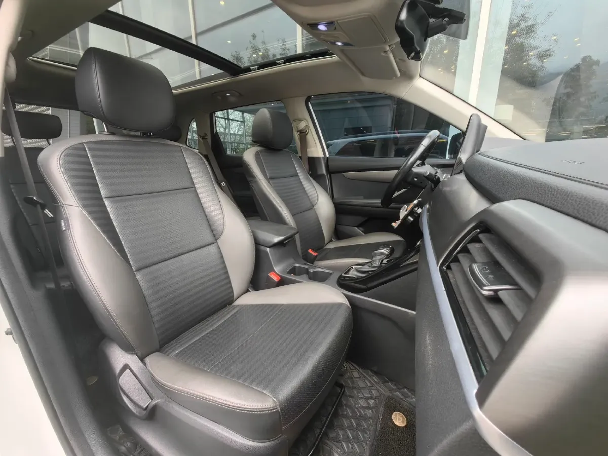 2018 Kia Sportage R 2.0L 160HP L4 6AT,autocango,china used car exporter,china ev exporter,chinese used car exporter,chinese used ev exporter