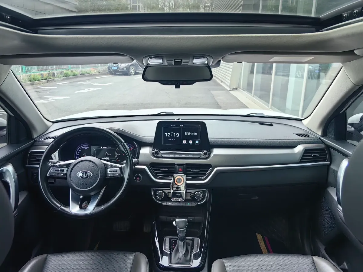 2018 Kia Sportage R 2.0L 160HP L4 6AT,autocango,china used car exporter,china ev exporter,chinese used car exporter,chinese used ev exporter