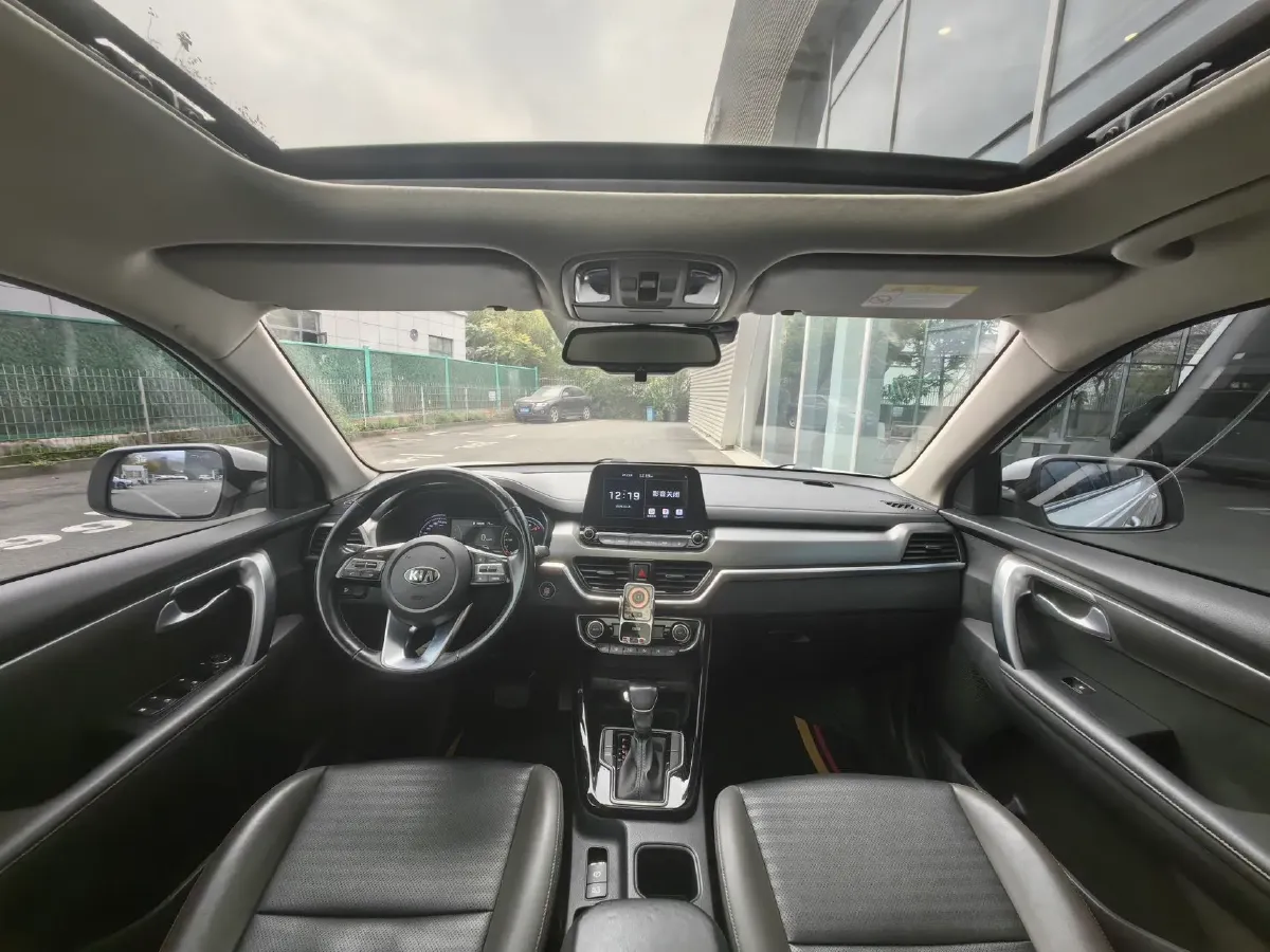 2018 Kia Sportage R 2.0L 160HP L4 6AT,autocango,china used car exporter,china ev exporter,chinese used car exporter,chinese used ev exporter