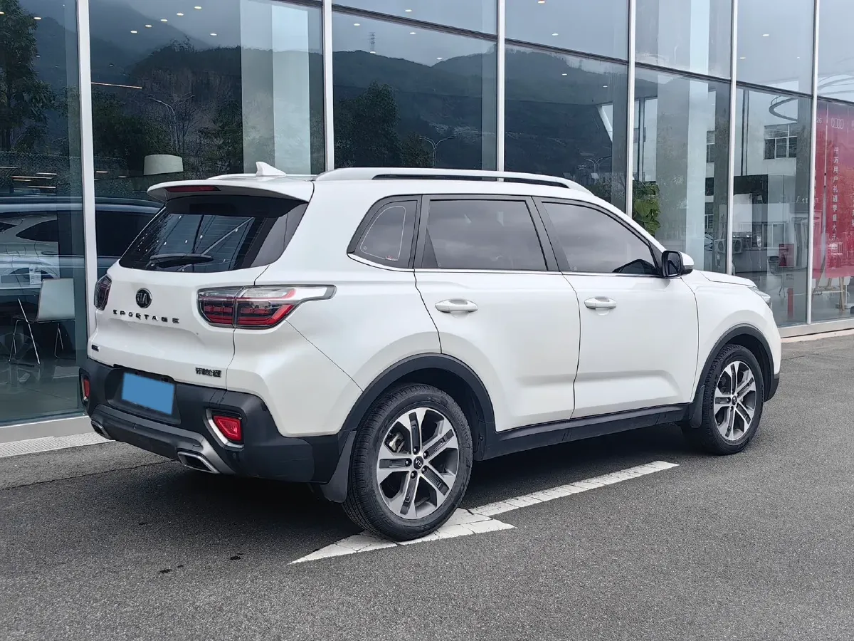2018 Kia Sportage R 2.0L 160HP L4 6AT,autocango,china used car exporter,china ev exporter,chinese used car exporter,chinese used ev exporter
