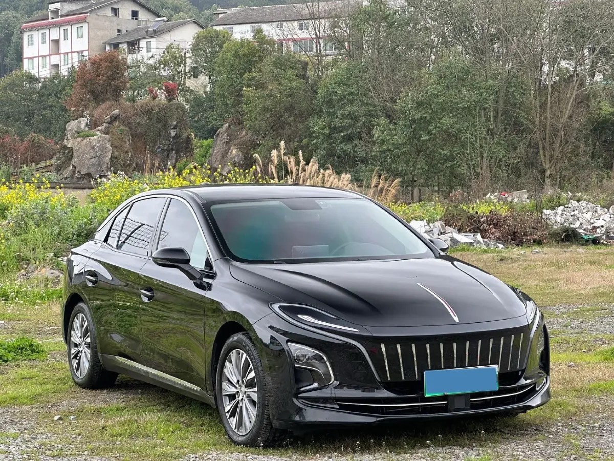 2024 HongQi E-QM5 BEV 60KWH,autocango,china used car exporter,china ev exporter,chinese used car exporter,chinese used ev exporter