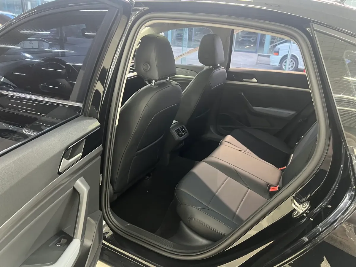 2023 Volkswagen Lavida 1.4T 150HP L4 7DCT,autocango,china used car exporter,china ev exporter,chinese used car exporter,chinese used ev exporter