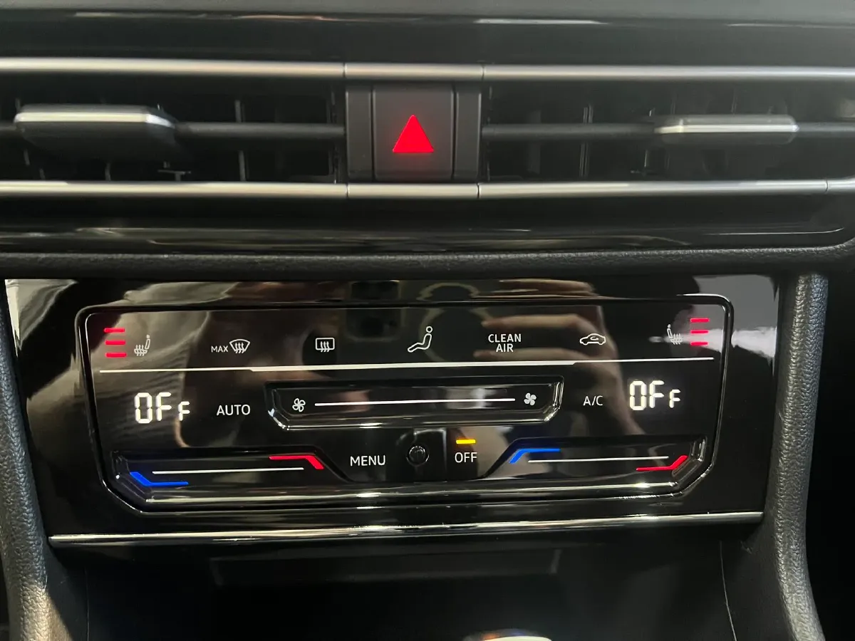 2023 Volkswagen Lavida 1.4T 150HP L4 7DCT,autocango,china used car exporter,china ev exporter,chinese used car exporter,chinese used ev exporter