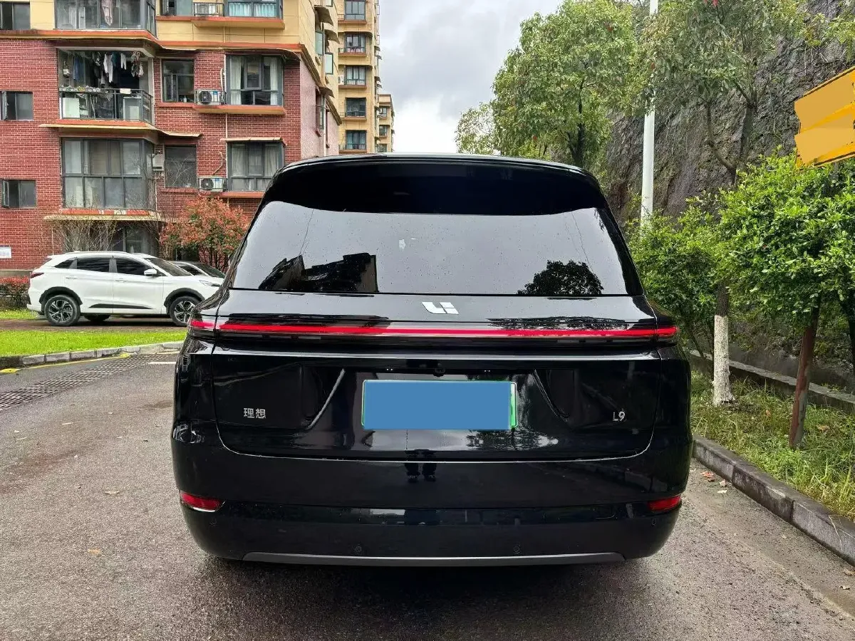 2024 Li L9 Range Extended 154HP REEV 52.3KWH,autocango,china used car exporter,china ev exporter,chinese used car exporter,chinese used ev exporter