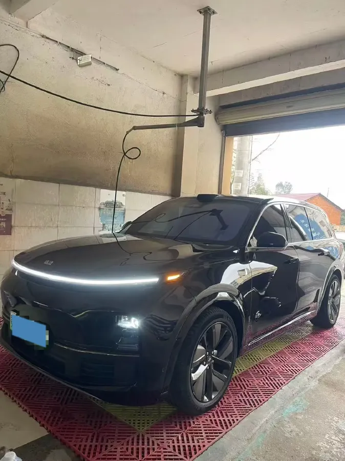 2024 Li L9 Range Extended 154HP REEV 52.3KWH,autocango,china used car exporter,china ev exporter,chinese used car exporter,chinese used ev exporter
