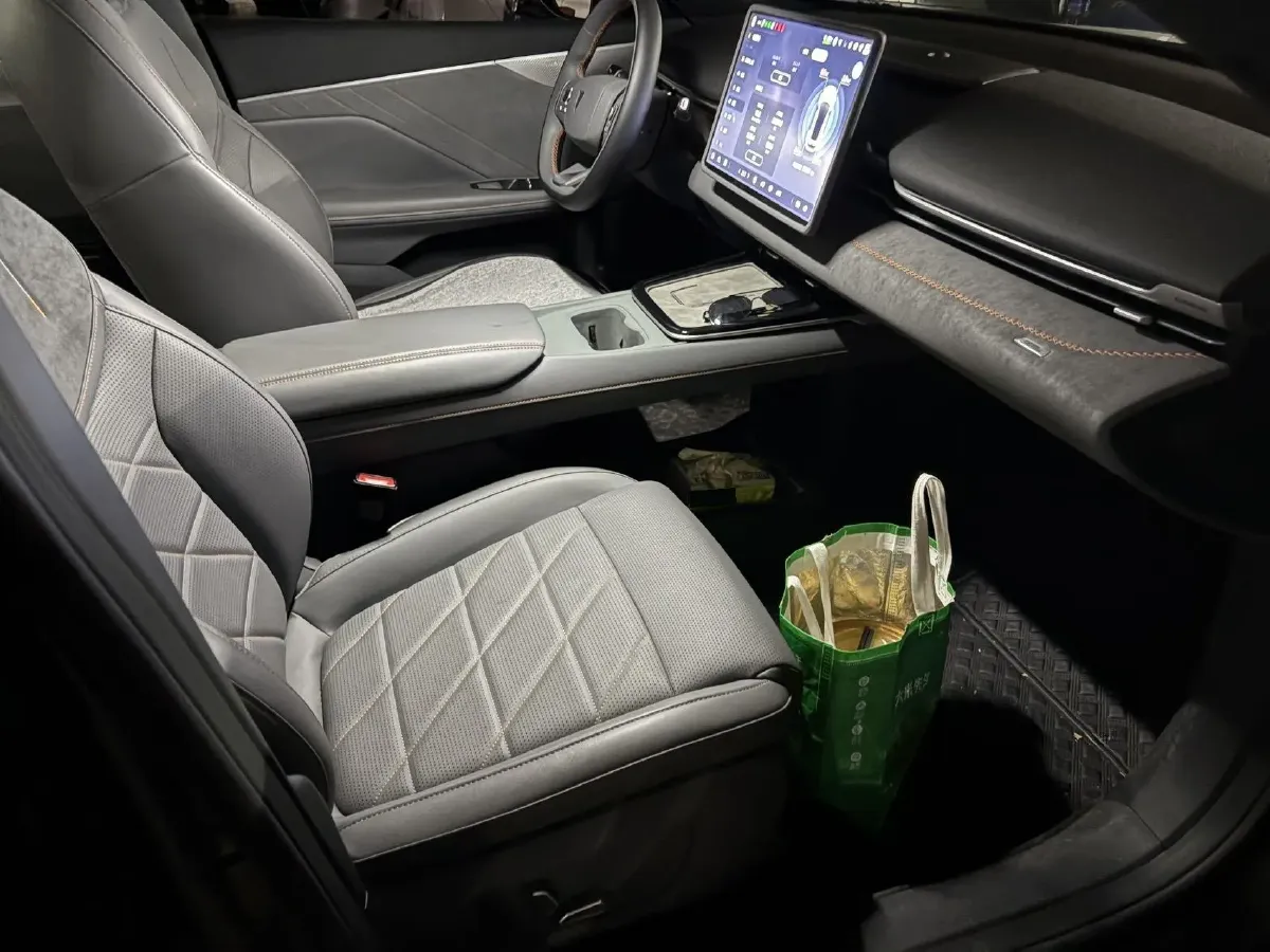 2025 DongFeng eπ eπ007 BEV,autocango,china used car exporter,china ev exporter,chinese used car exporter,chinese used ev exporter