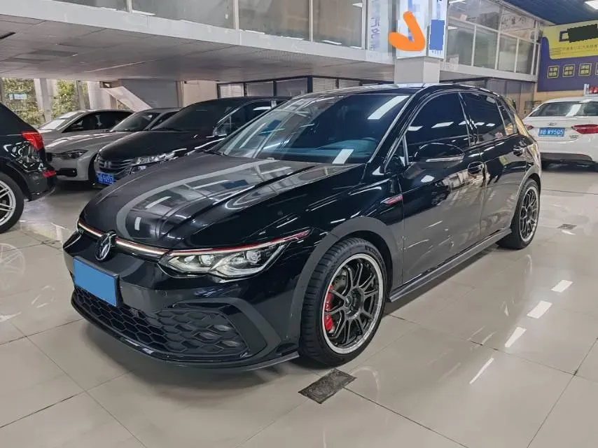 2021 Volkswagen GolfGTI 2.0T 220HP L4 7DCT,autocango,china used car exporter,china ev exporter,chinese used car exporter,chinese used ev exporter