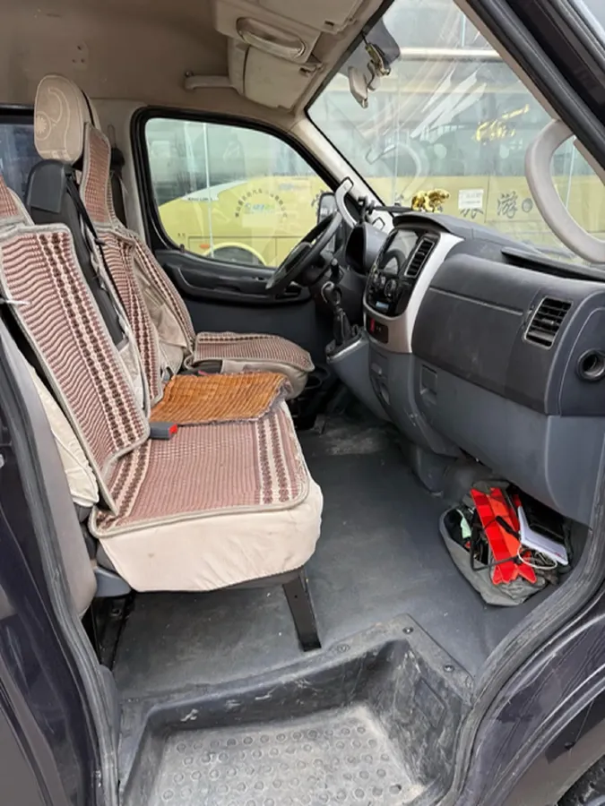 2021 DongFeng DFAC YuFeng 2.0T 136HP L4 6MT,autocango,china used car exporter,china ev exporter,chinese used car exporter,chinese used ev exporter