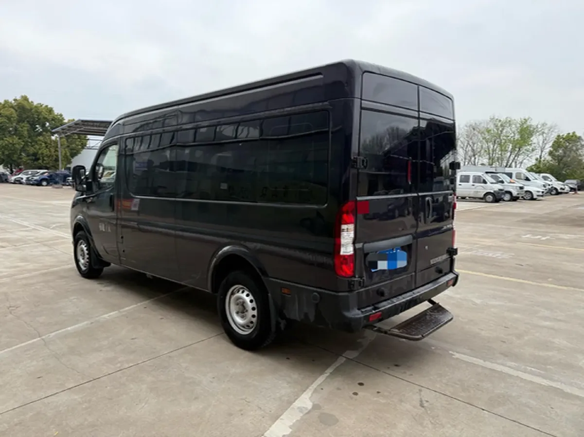 2021 DongFeng DFAC YuFeng 2.0T 136HP L4 6MT,autocango,china used car exporter,china ev exporter,chinese used car exporter,chinese used ev exporter