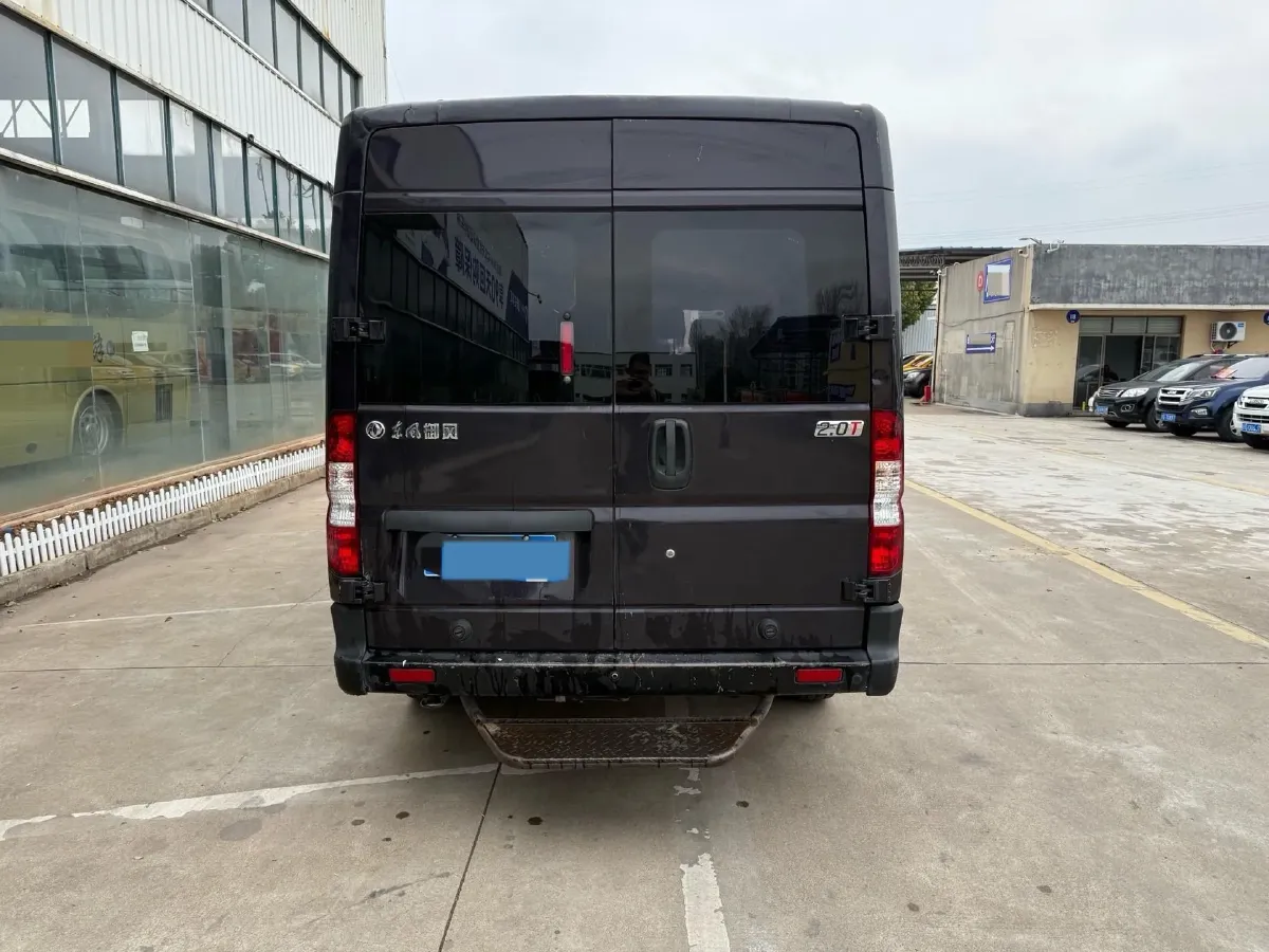 2021 DongFeng DFAC YuFeng 2.0T 136HP L4 6MT,autocango,china used car exporter,china ev exporter,chinese used car exporter,chinese used ev exporter