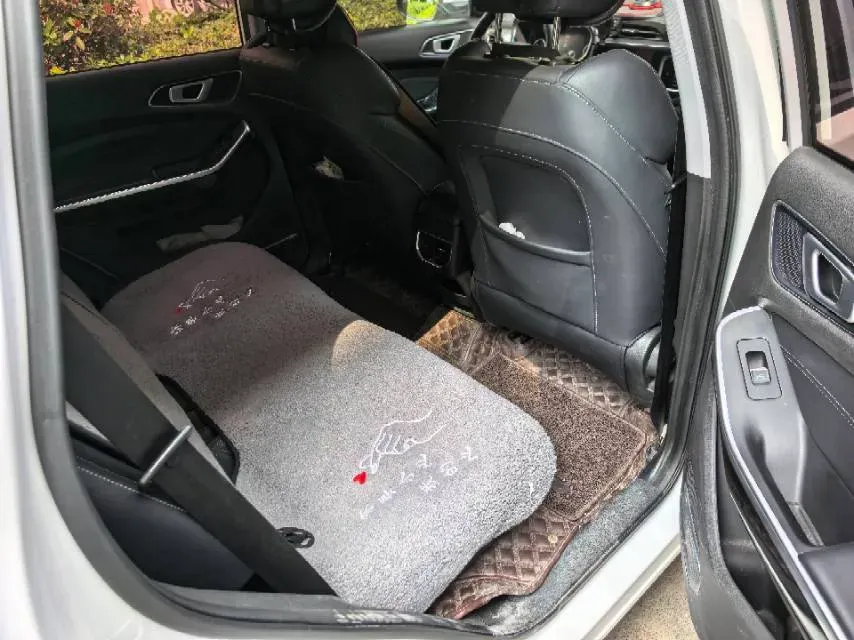 2018 Chery Tiggo 8 1.5T 147HP L4 6MT,autocango,china used car exporter,china ev exporter,chinese used car exporter,chinese used ev exporter