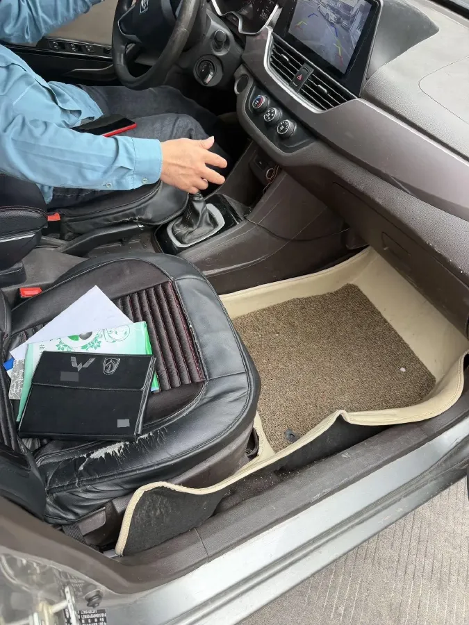 2017 BaoJun 310W 1.5L 112HP L4 6MT,autocango,china used car exporter,china ev exporter,chinese used car exporter,chinese used ev exporter