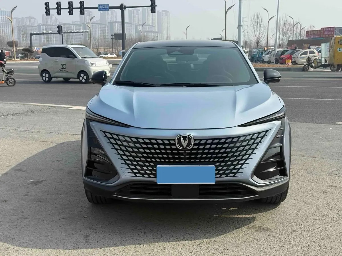 2022 ChangAn UNI-T 1.5T 188HP L4 7DCT,autocango,china used car exporter,china ev exporter,chinese used car exporter,chinese used ev exporter