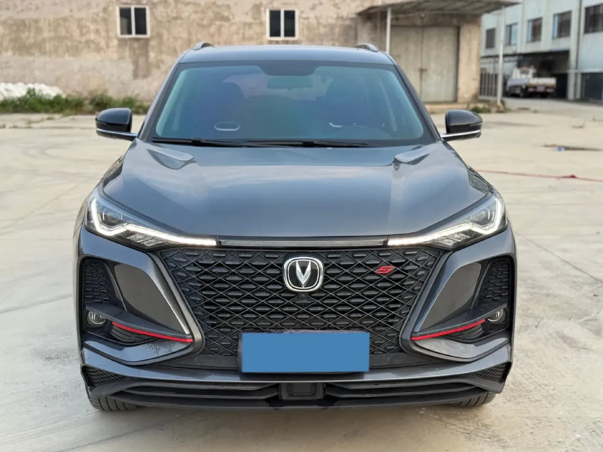 2021 ChangAn CS75 Plus 2.0T 233HP L4 8AT,autocango,china used car exporter,china ev exporter,chinese used car exporter,chinese used ev exporter