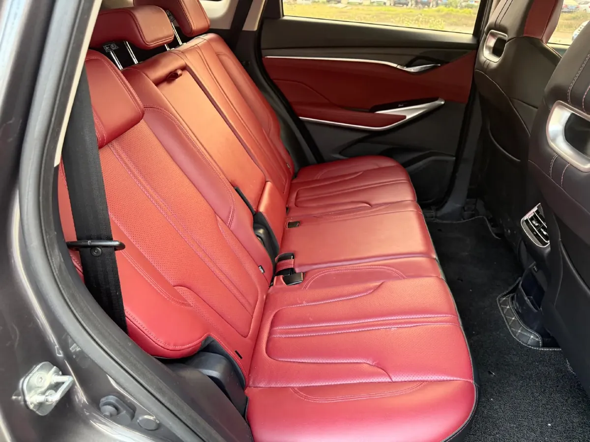 2021 ChangAn CS75 Plus 2.0T 233HP L4 8AT,autocango,china used car exporter,china ev exporter,chinese used car exporter,chinese used ev exporter