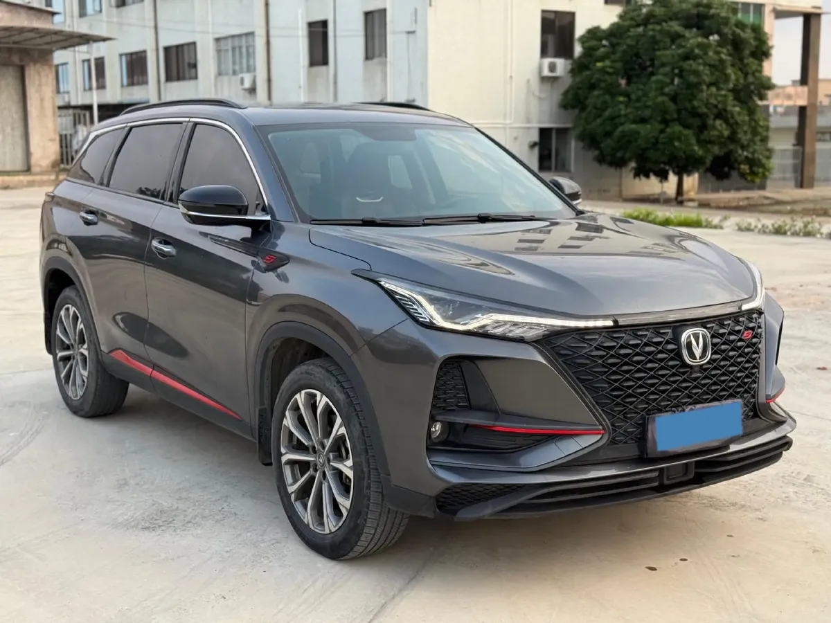 2021 ChangAn CS75 Plus 2.0T 233HP L4 8AT,autocango,china used car exporter,china ev exporter,chinese used car exporter,chinese used ev exporter