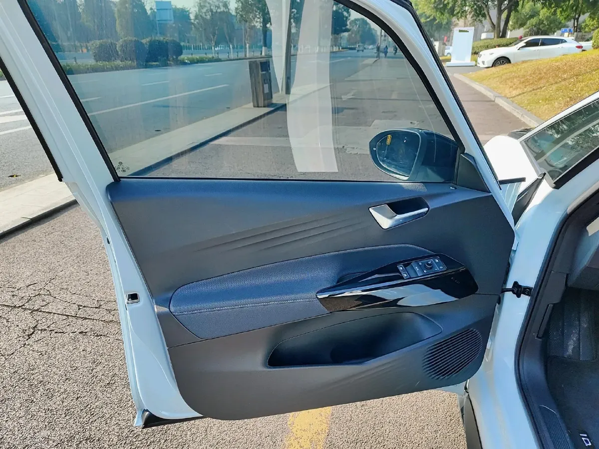 2023 Volkswagen ID.3 BEV 52.8KWH,autocango,china used car exporter,china ev exporter,chinese used car exporter,chinese used ev exporter