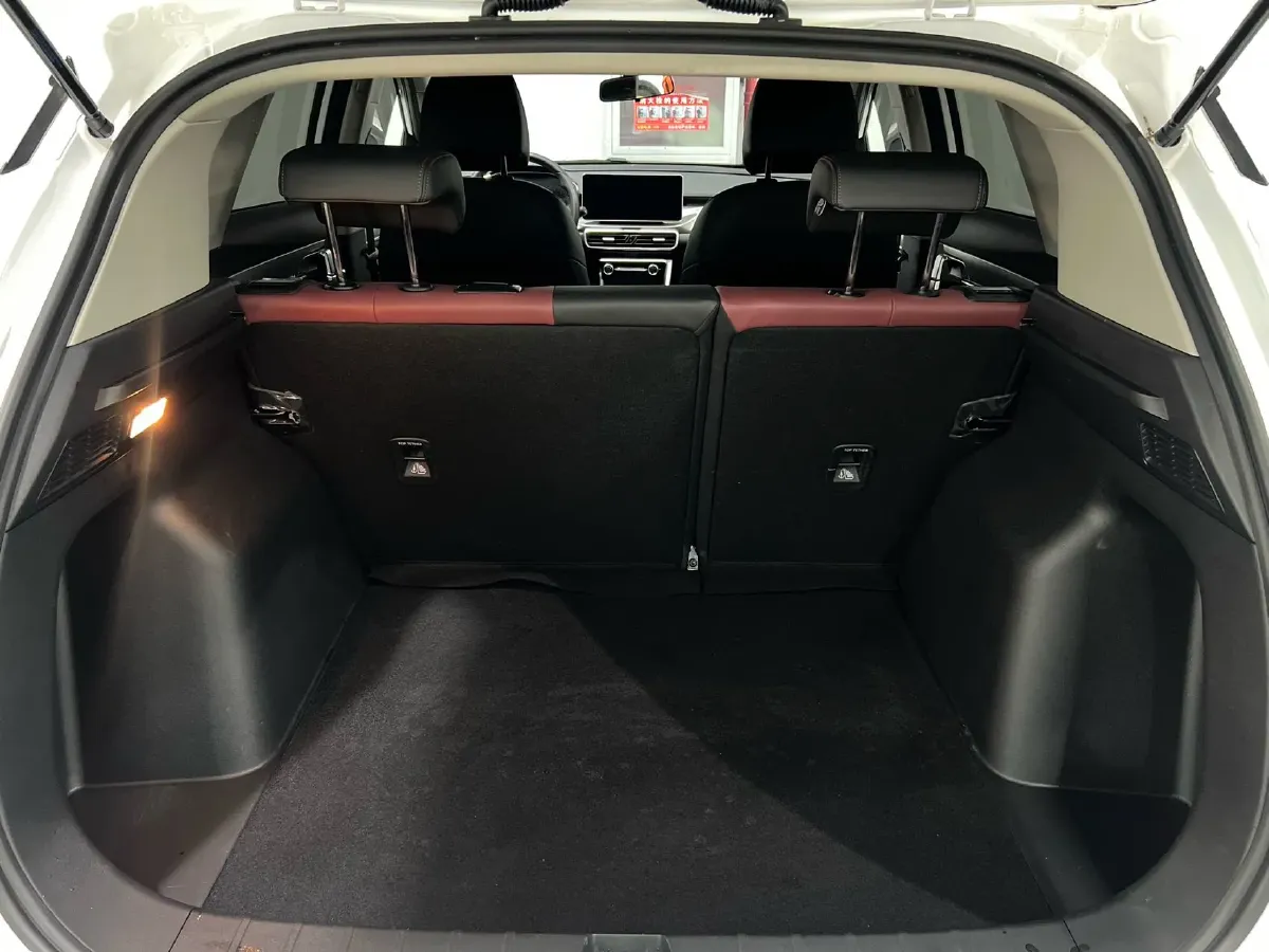 2021 Geely Coolray 1.4T 141HP L4 6DCT,autocango,china used car exporter,china ev exporter,chinese used car exporter,chinese used ev exporter