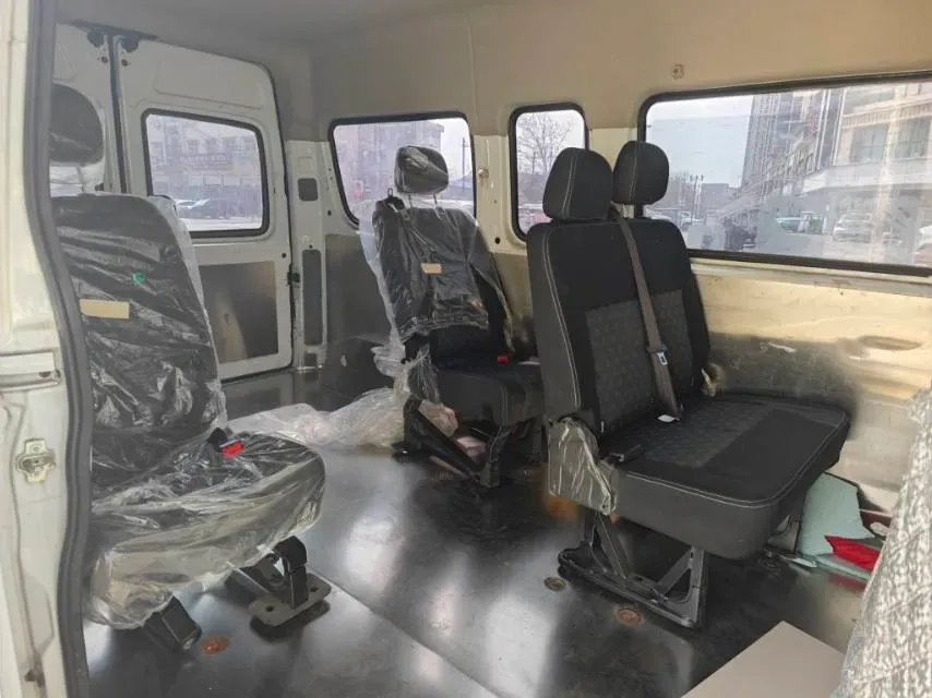 2023 MAXUS XinTu V80 2.0T 127HP L4 6MT,autocango,china used car exporter,china ev exporter,chinese used car exporter,chinese used ev exporter