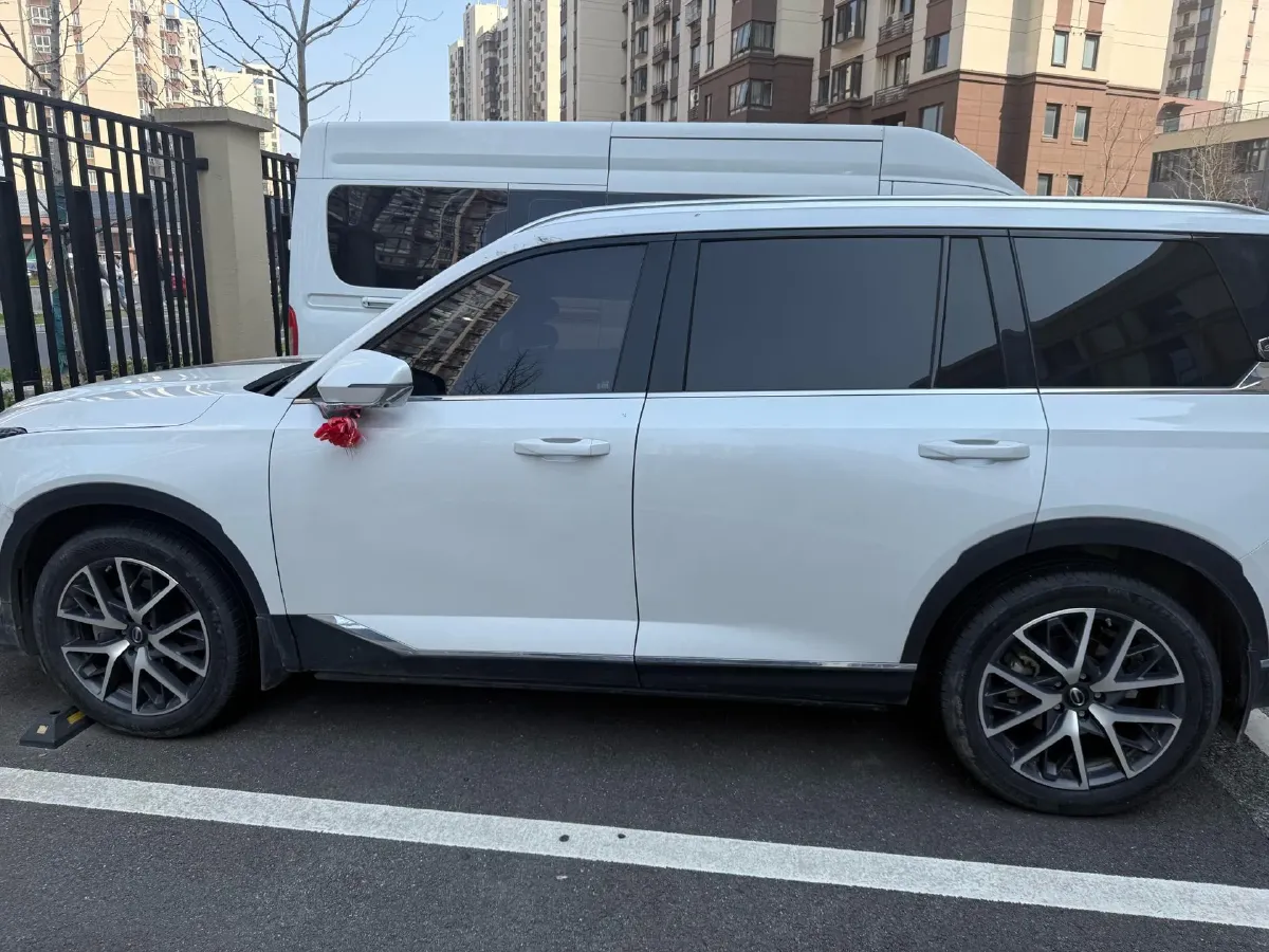 2022 GAC Trumpchi GS8 2.0T 252HP L4 8AT,autocango,china used car exporter,china ev exporter,chinese used car exporter,chinese used ev exporter