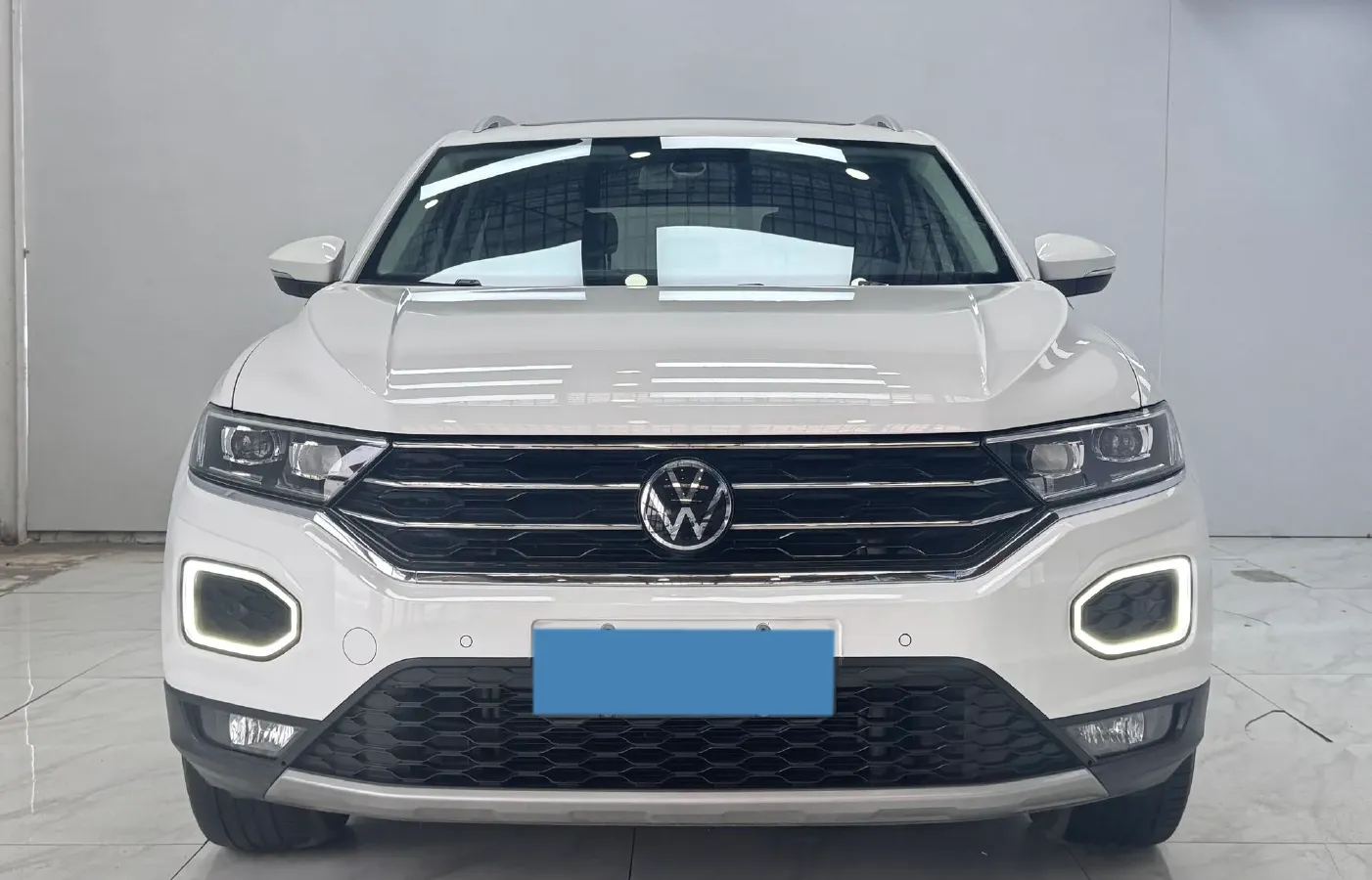 2022 Volkswagen T-Roc 1.4T 150HP L4 7DCT,autocango,china used car exporter,china ev exporter,chinese used car exporter,chinese used ev exporter