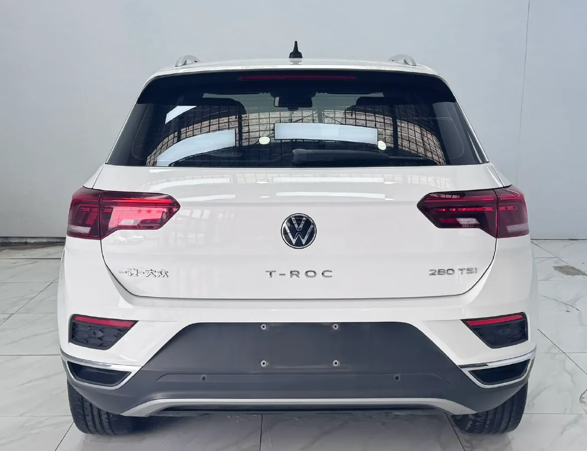 2022 Volkswagen T-Roc 1.4T 150HP L4 7DCT,autocango,china used car exporter,china ev exporter,chinese used car exporter,chinese used ev exporter