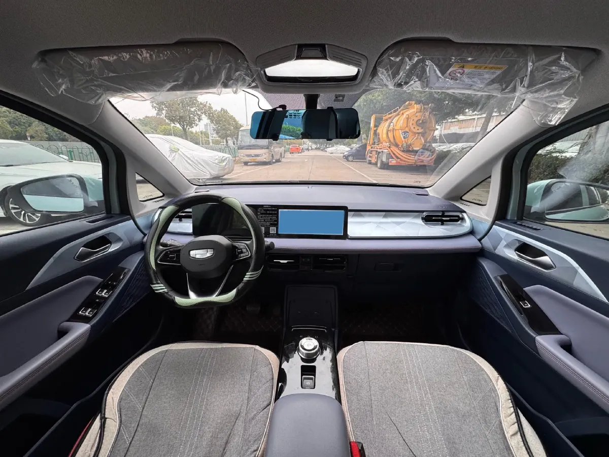 2022 Geometry E BEV 33.5KWH,autocango,china used car exporter,china ev exporter,chinese used car exporter,chinese used ev exporter