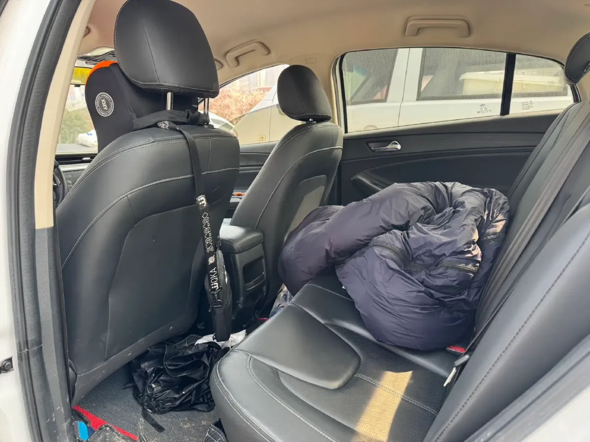 2021 Chery Arrizo 5 1.5L 116HP L4 5MT,autocango,china used car exporter,china ev exporter,chinese used car exporter,chinese used ev exporter