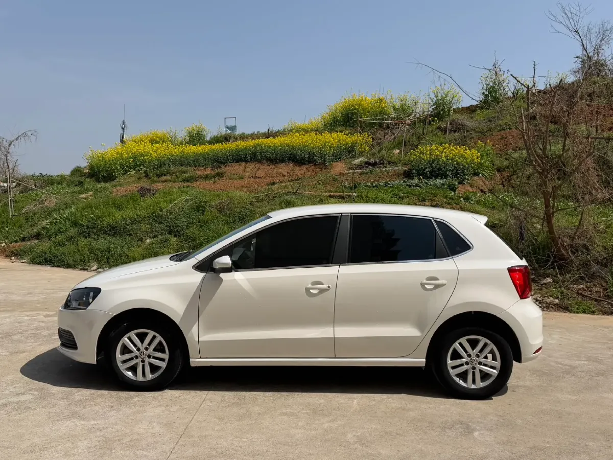 2016 Volkswagen Polo 1.4L 90HP L4 6AT,autocango,china used car exporter,china ev exporter,chinese used car exporter,chinese used ev exporter