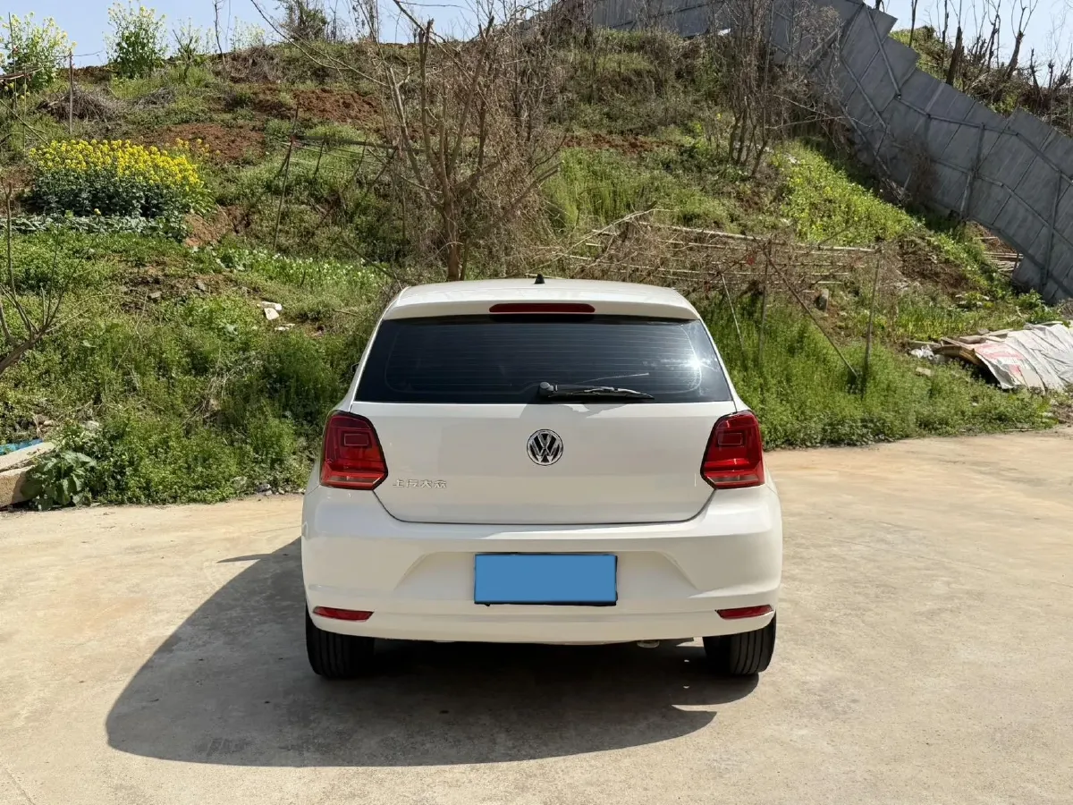 2016 Volkswagen Polo 1.4L 90HP L4 6AT,autocango,china used car exporter,china ev exporter,chinese used car exporter,chinese used ev exporter