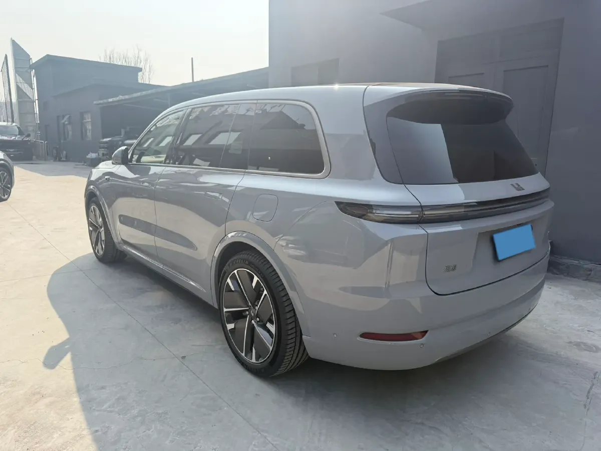2025 Li L9 Range Extended 154HP REEV,autocango,china used car exporter,china ev exporter,chinese used car exporter,chinese used ev exporter