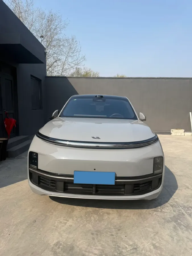 2025 Li L9 Range Extended 154HP REEV,autocango,china used car exporter,china ev exporter,chinese used car exporter,chinese used ev exporter