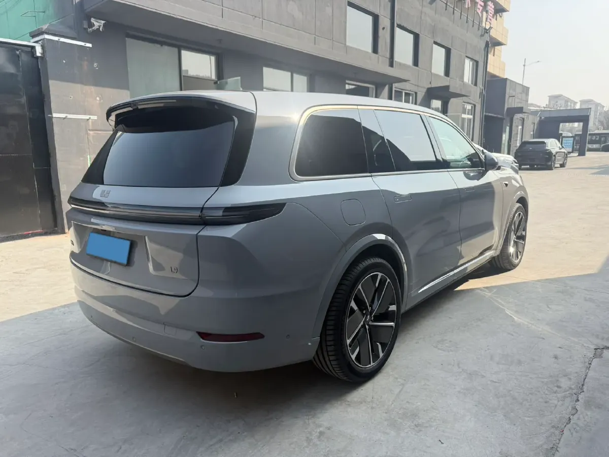 2025 Li L9 Range Extended 154HP REEV,autocango,china used car exporter,china ev exporter,chinese used car exporter,chinese used ev exporter