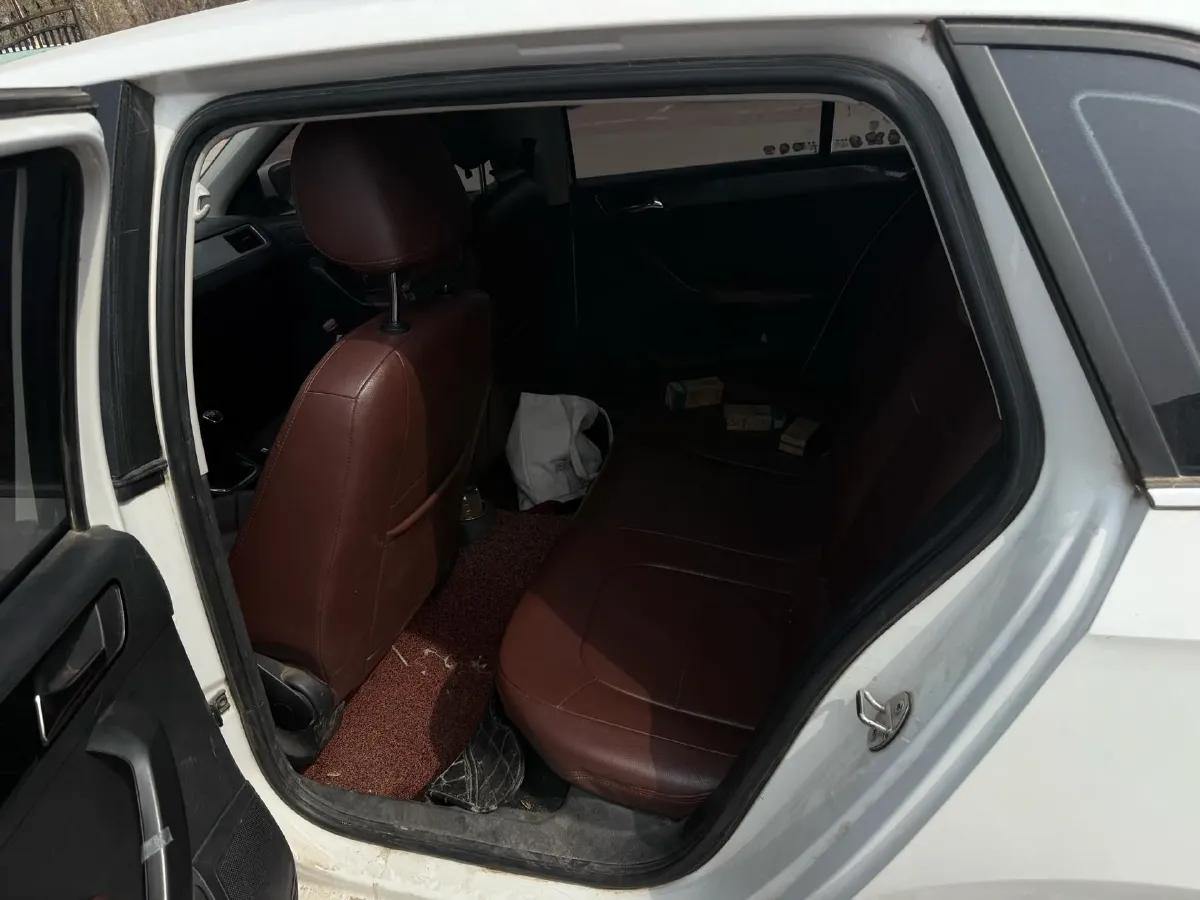 2018 Skoda Rapid Spaceback 1.4L 90HP L4 5MT,autocango,china used car exporter,china ev exporter,chinese used car exporter,chinese used ev exporter