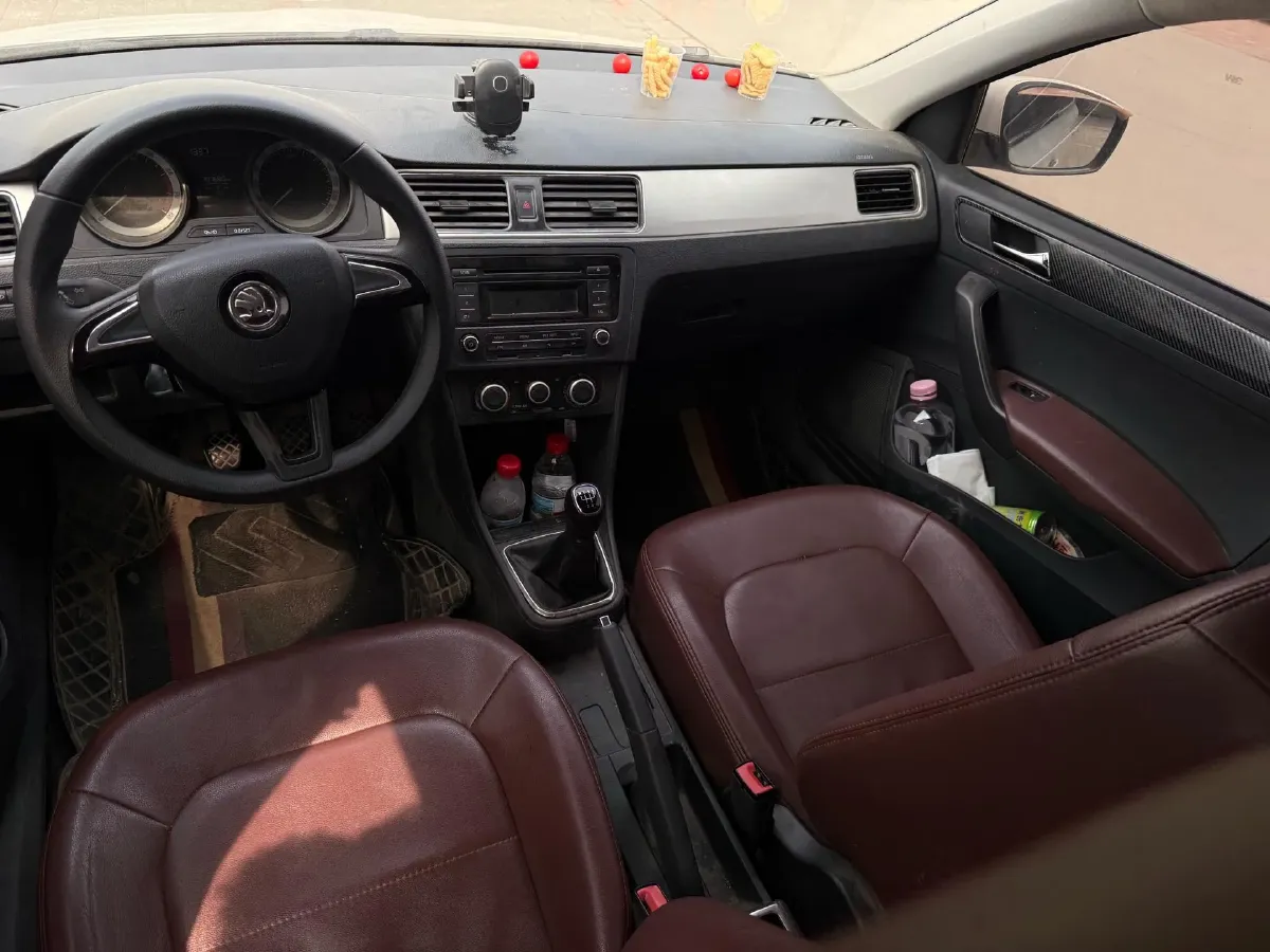 2018 Skoda Rapid Spaceback 1.4L 90HP L4 5MT,autocango,china used car exporter,china ev exporter,chinese used car exporter,chinese used ev exporter