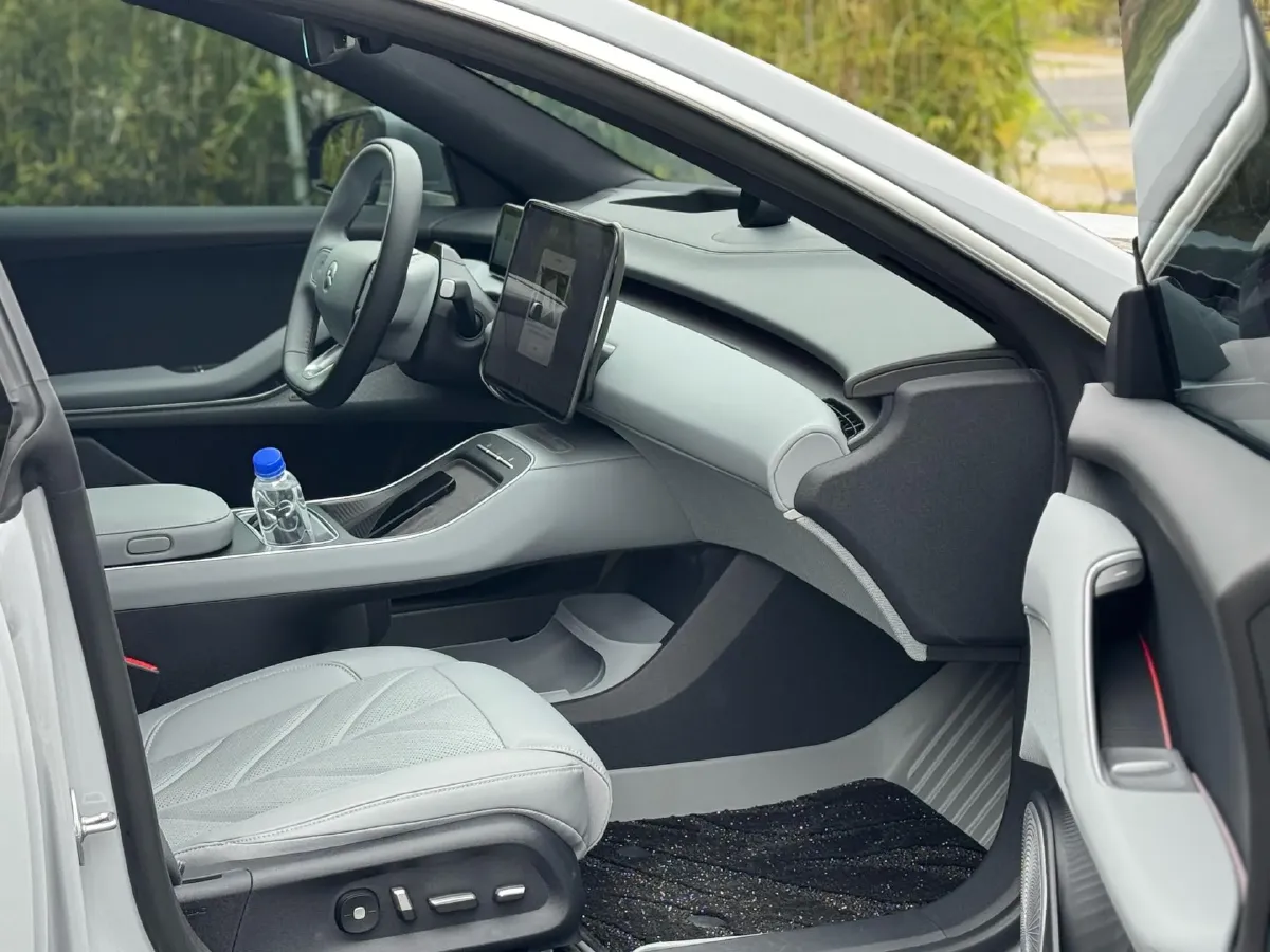 2025 NIO ET5T BEV,autocango,china used car exporter,china ev exporter,chinese used car exporter,chinese used ev exporter