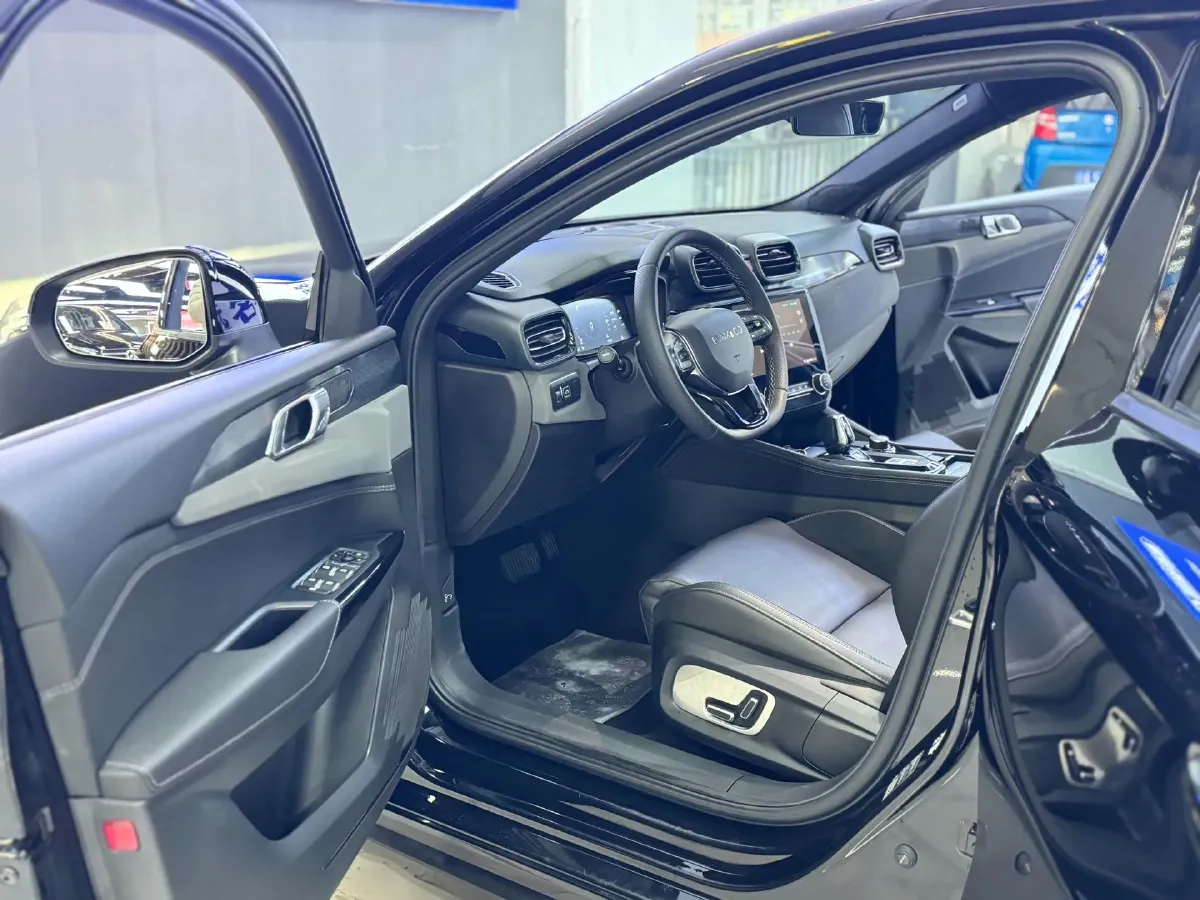 2021 LYNK&CO 03 1.5T 180HP L3 7DCT,autocango,china used car exporter,china ev exporter,chinese used car exporter,chinese used ev exporter