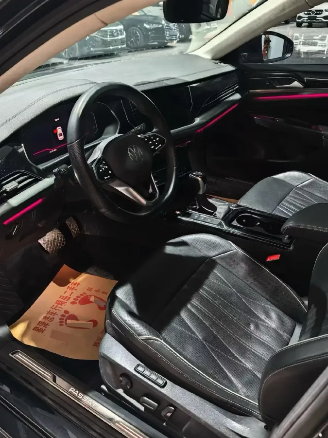 2023 Volkswagen Passat 2.0T 186HP L4 7DCT,autocango,china used car exporter,china ev exporter,chinese used car exporter,chinese used ev exporter